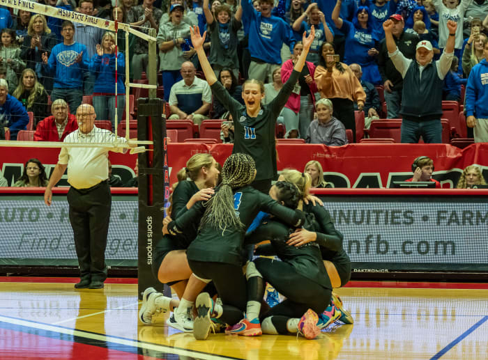 Hamilton Southeastern wins Indiana Class 4A girls volleyball championship
